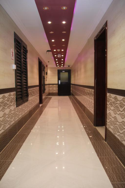 Sutchi Hotel Дубай Екстер'єр фото