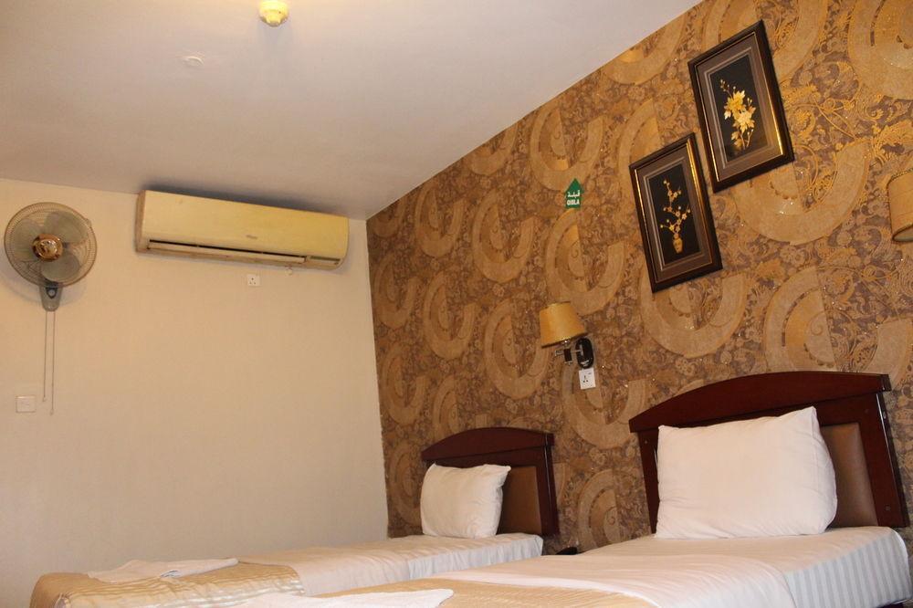 Sutchi Hotel Дубай Екстер'єр фото