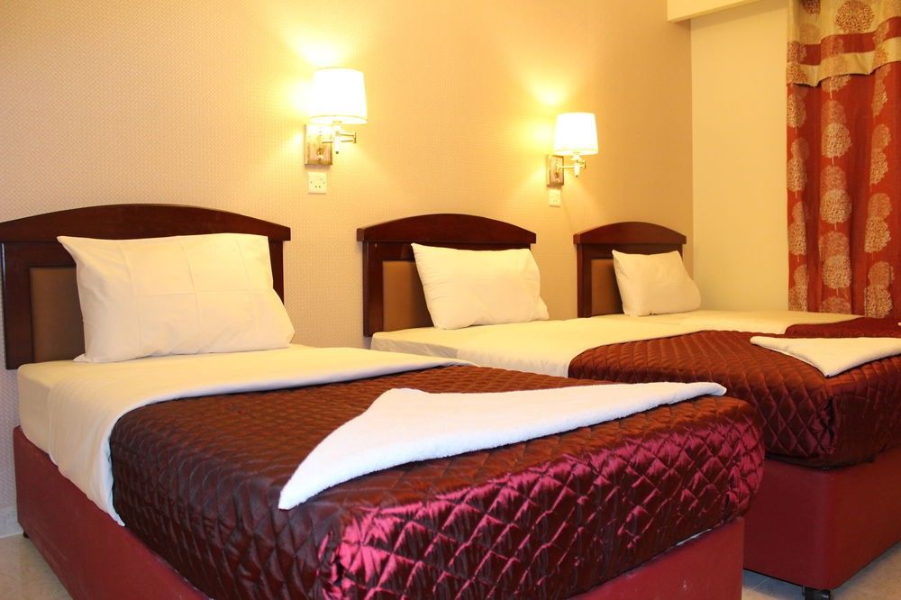 Sutchi Hotel Дубай Екстер'єр фото