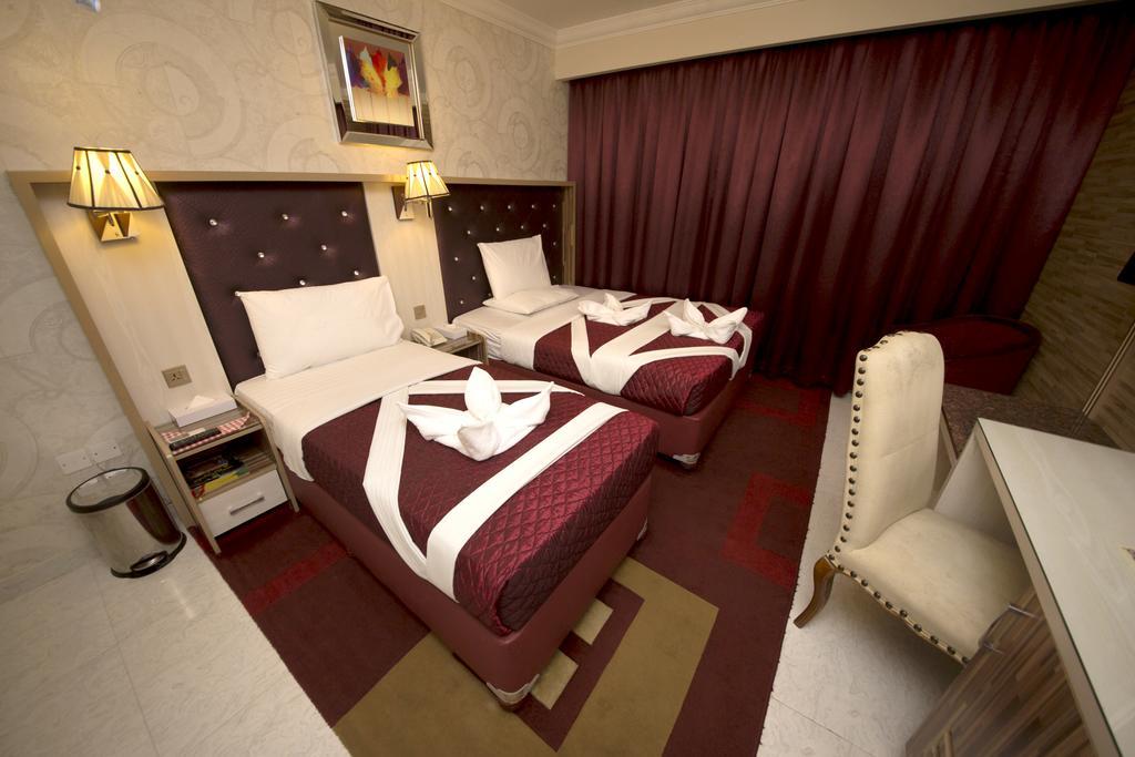 Sutchi Hotel Дубай Екстер'єр фото