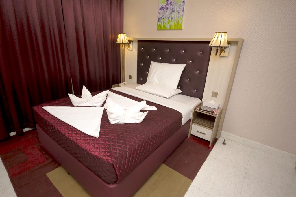 Sutchi Hotel Дубай Екстер'єр фото