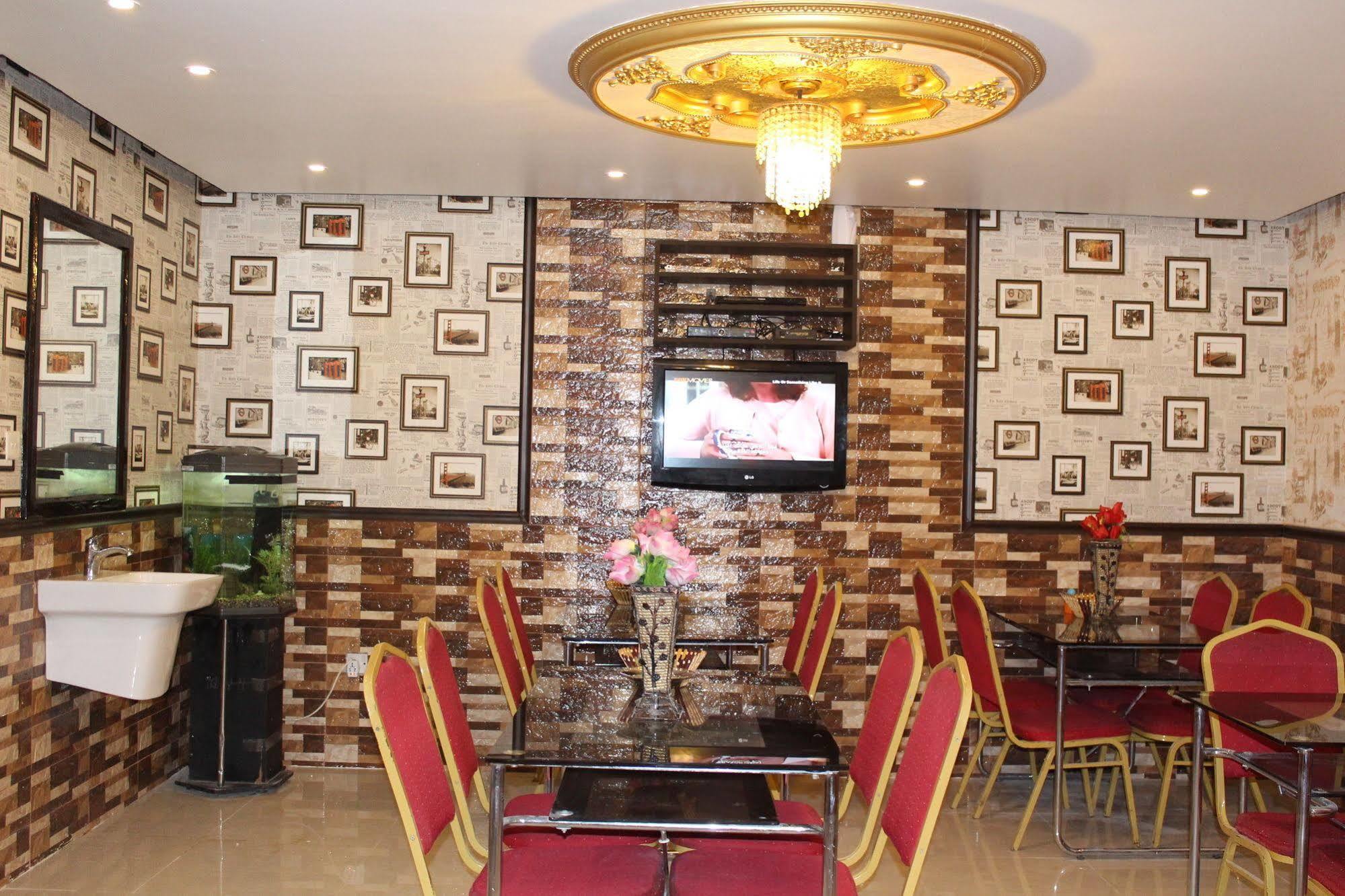 Sutchi Hotel Дубай Екстер'єр фото