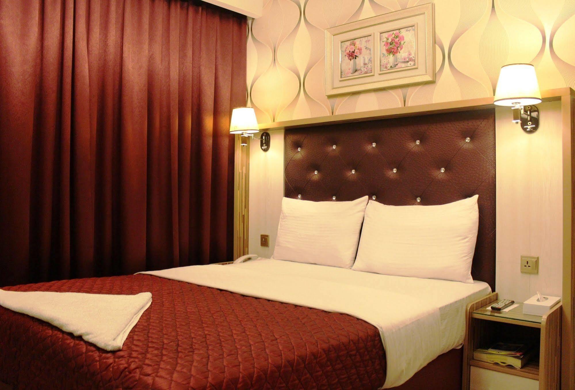 Sutchi Hotel Дубай Екстер'єр фото