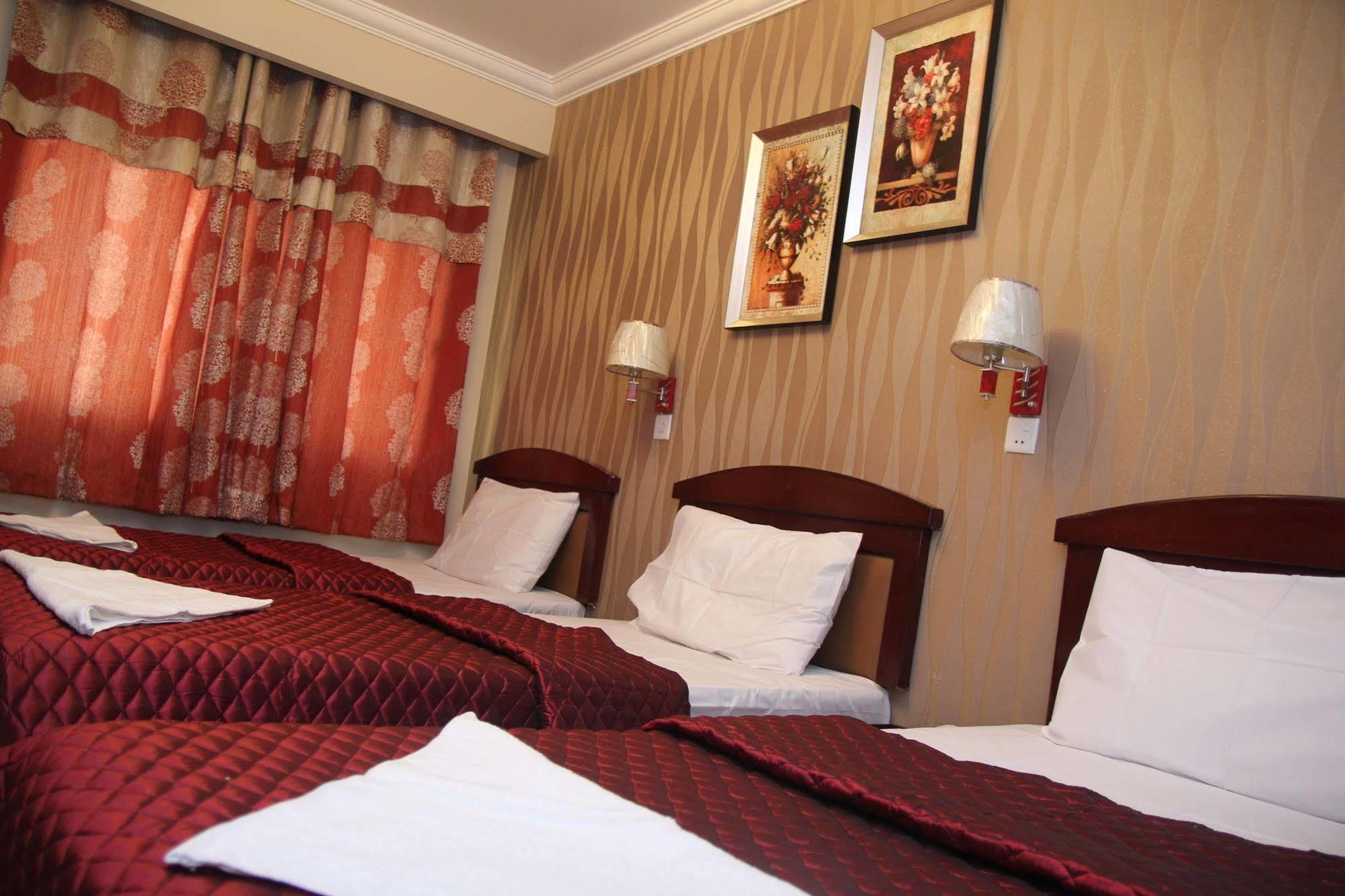 Sutchi Hotel Дубай Екстер'єр фото